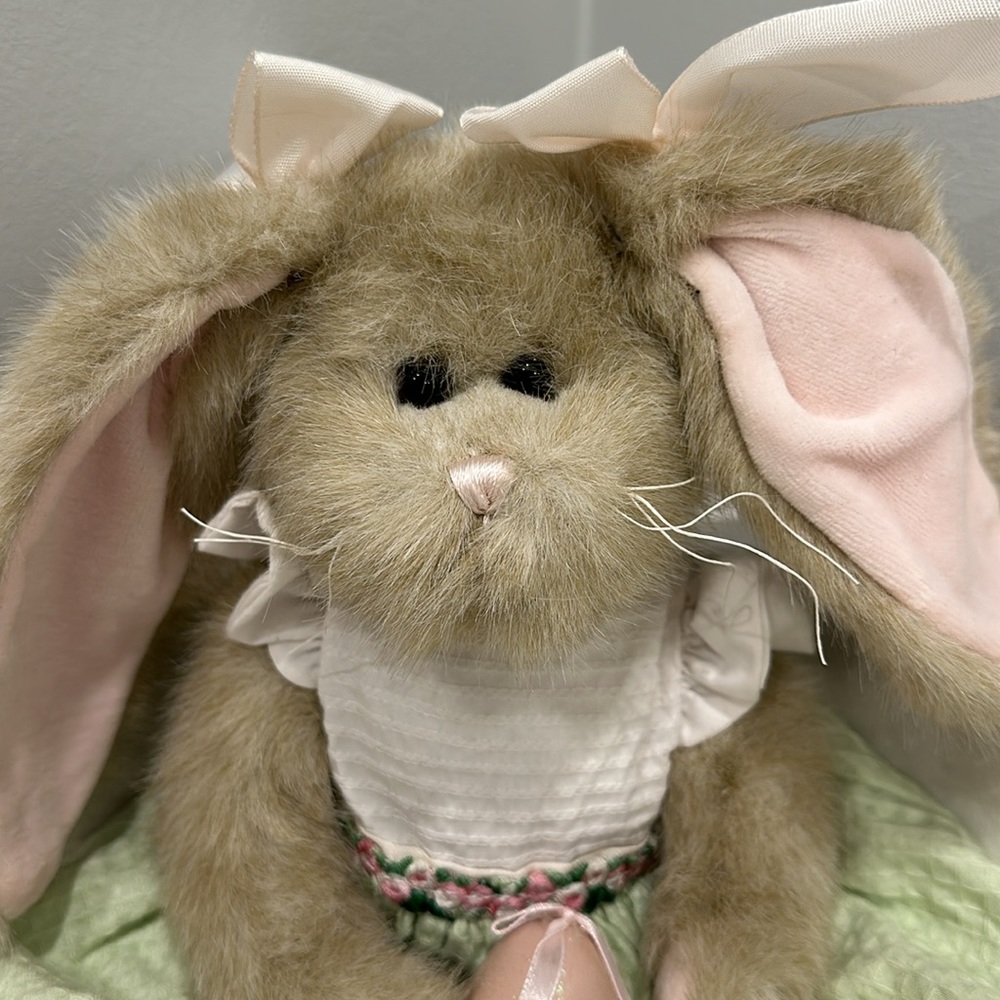 Bearington collection bunni holding an egg